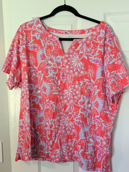 Kim Rogers Tops - Kim Rogers Coral Floral Short Sleeve Tee with Notch Neck